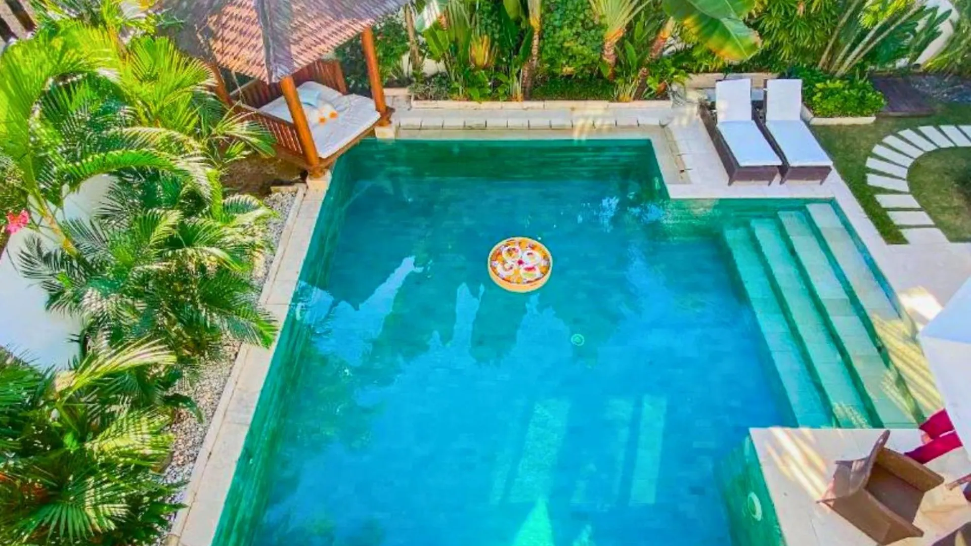Chandani 3 Bedroom Private Pool Villa Zn146 Ujung 0*,  Indonesia